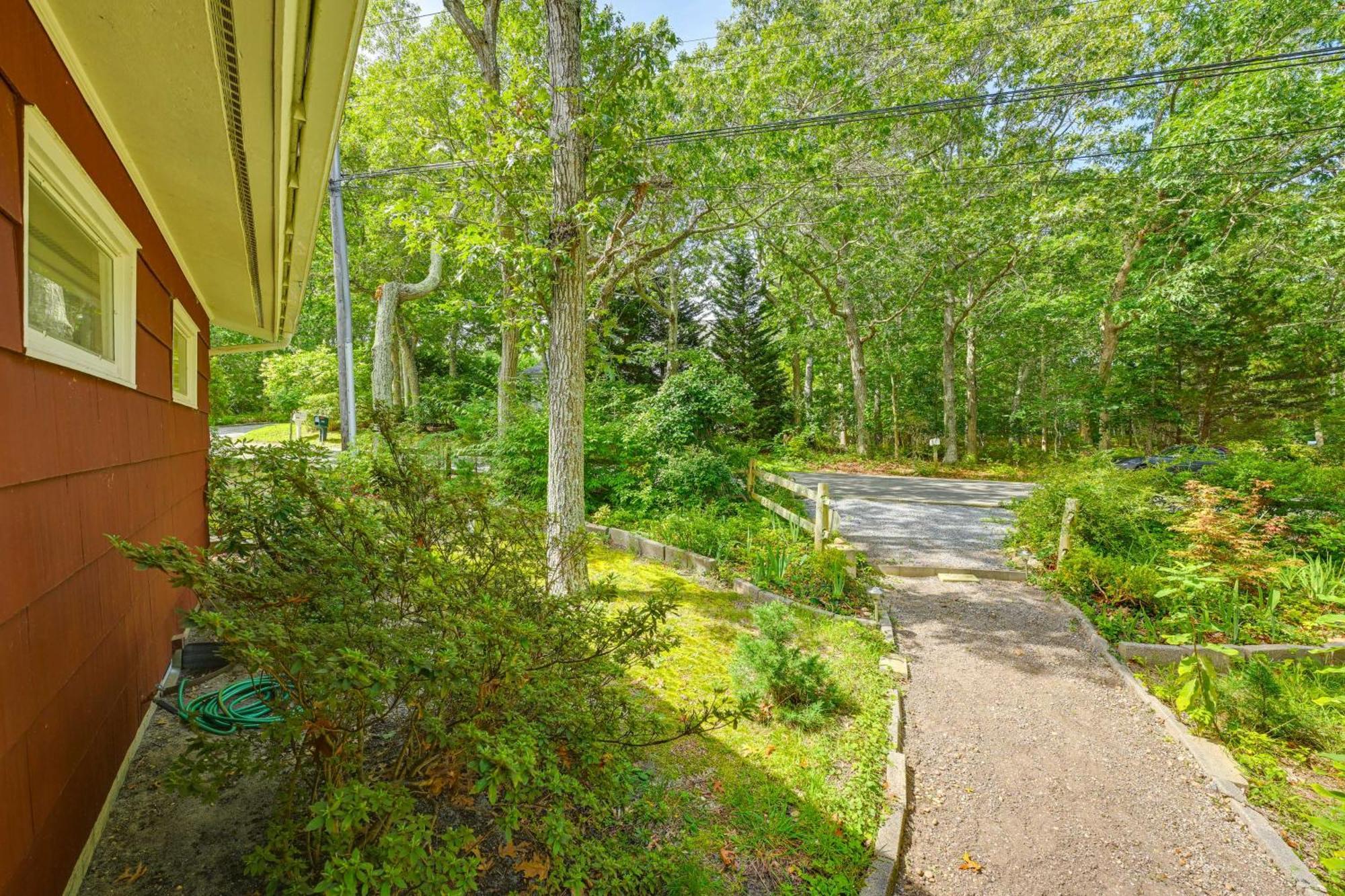 Home In Long Island Wine Country - Walk To Beach! Cutchogue Εξωτερικό φωτογραφία