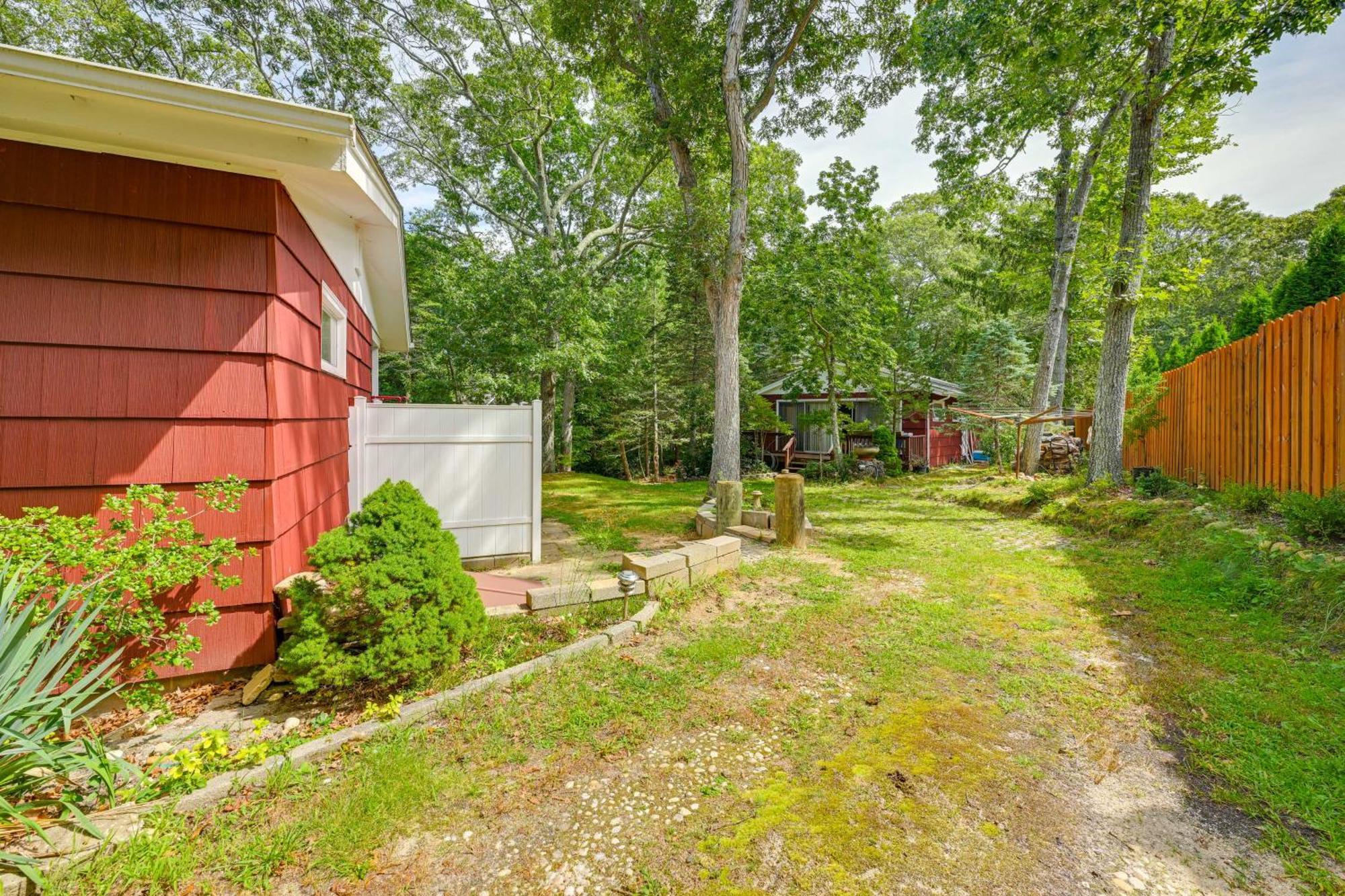 Home In Long Island Wine Country - Walk To Beach! Cutchogue Εξωτερικό φωτογραφία