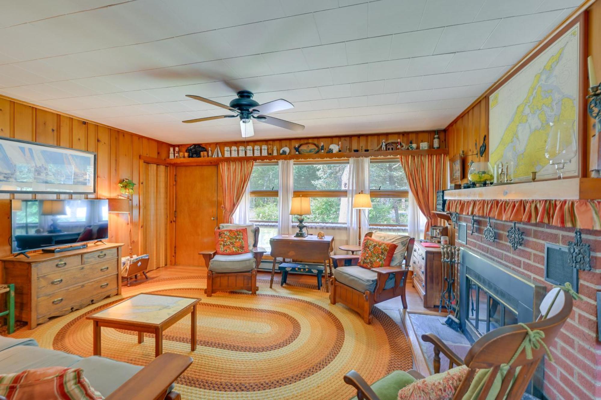 Home In Long Island Wine Country - Walk To Beach! Cutchogue Εξωτερικό φωτογραφία